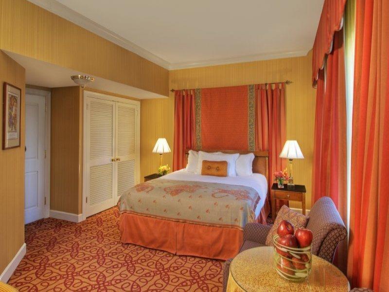 Kimpton Vintage Hotel